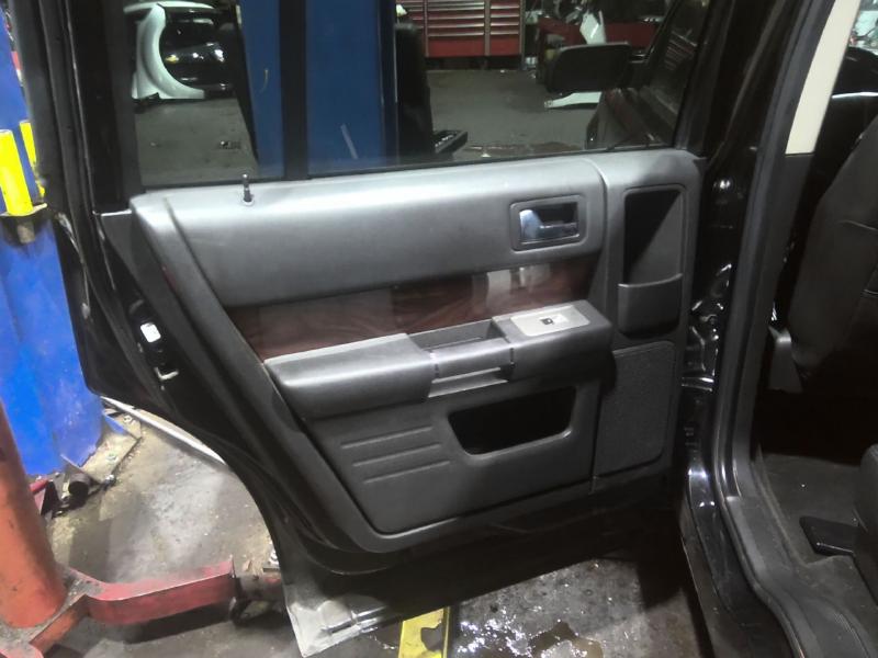 2010 Ford Ford Flex BLACK Photo 4