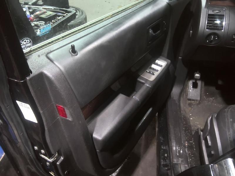 2010 Ford Ford Flex BLACK Photo 6
