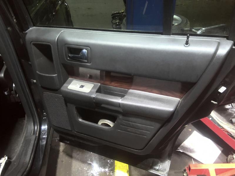 2010 Ford Ford Flex BLACK Photo 8