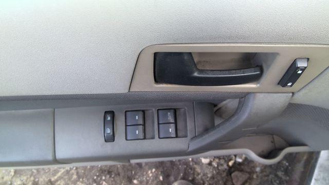 2010 Ford Focus GRAY Photo 5