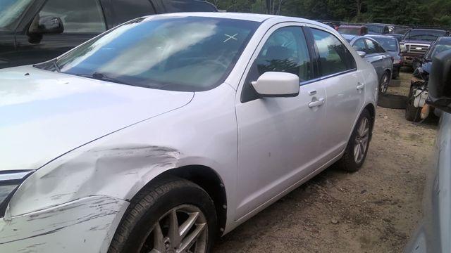 2010 Ford Fusion WHITE Photo 11