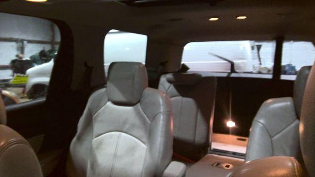 2010 GMC Acadia  Photo 5