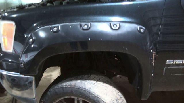 2010 GMC Sierra 1500 BLACK Photo 2