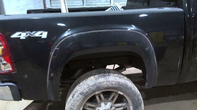 2010 GMC Sierra 1500 BLACK Photo 13