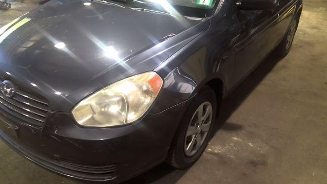 2010 Hyundai Accent GRAY Photo 8