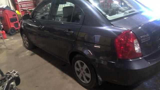 2010 Hyundai Accent GRAY Photo 14