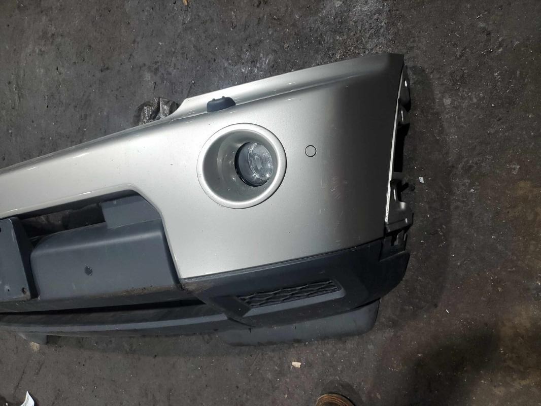 2010 Land Rover LR4 GRAY Photo 2