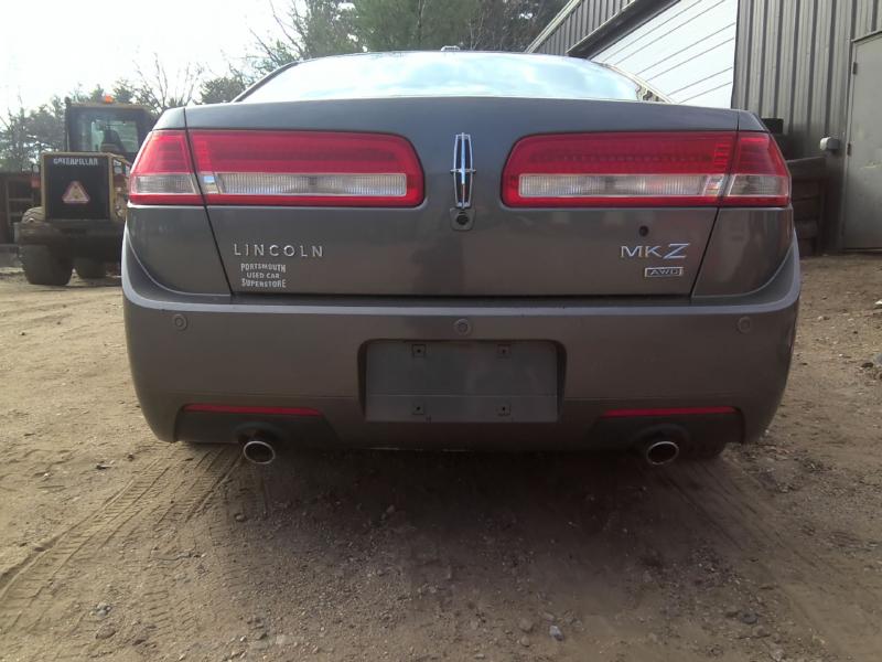 2010 Lincoln MKZ  Photo 10