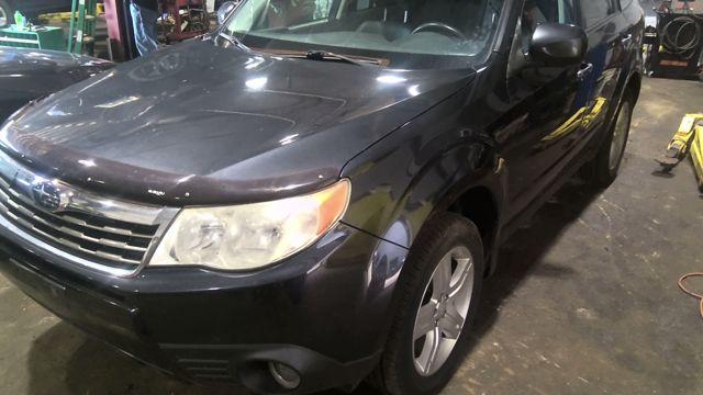 2010 Subaru Forester GRAY Photo 9