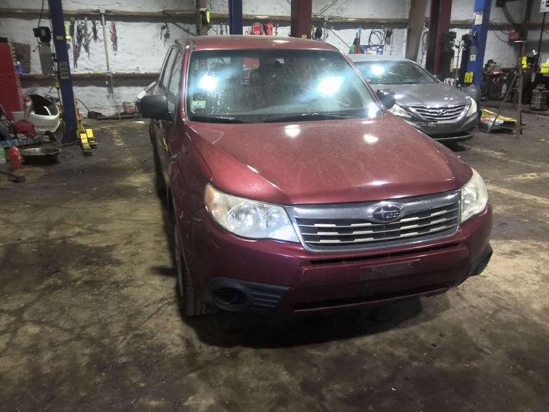 2010 Subaru Forester RED Photo 3