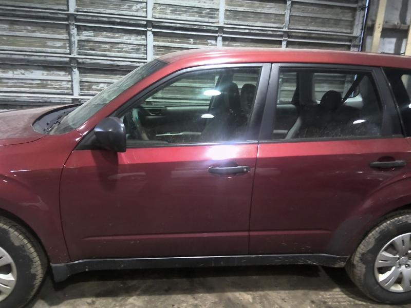 2010 Subaru Forester RED Photo 10