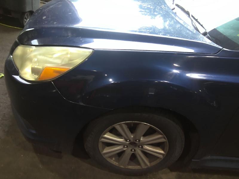 2010 Subaru Legacy BLUE Photo 7