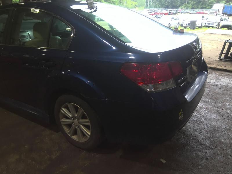 2010 Subaru Legacy BLUE Photo 10