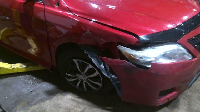 2010 Toyota Camry RED Photo 3