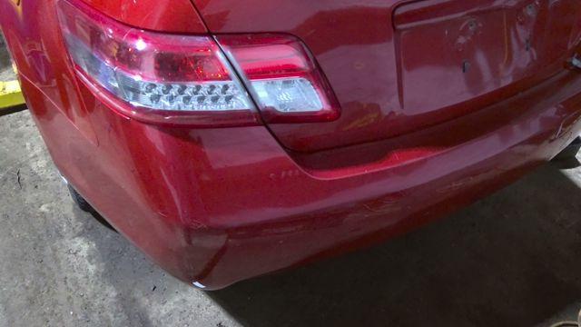 2010 Toyota Camry RED Photo 14