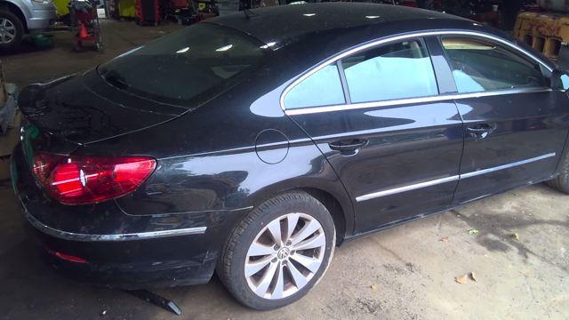 2010 Volkswagen CC BLACK Photo 15