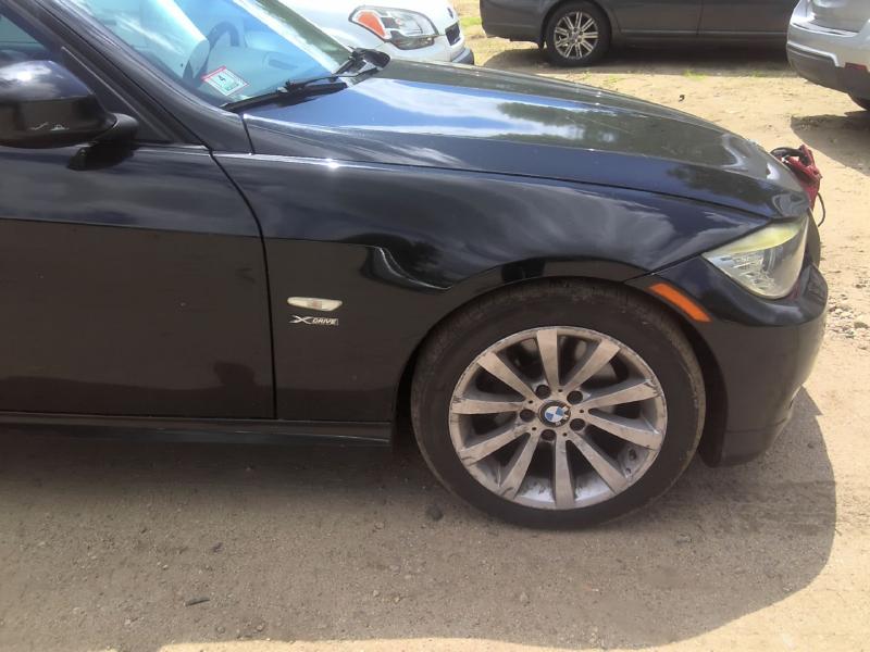 2011 BMW 328i BLACK Photo 3