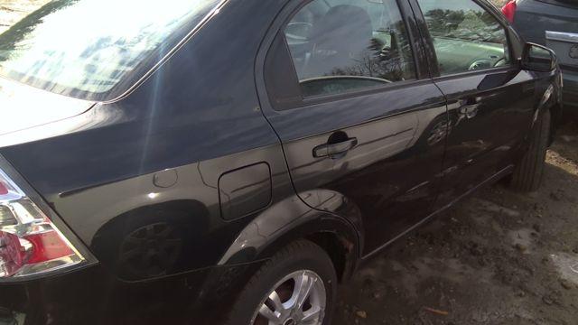 2011 Chevrolet Aveo BLACK Photo 15