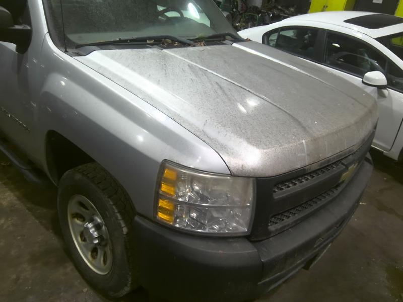 2011 Chevrolet Silverado 1500 SILVER Photo 6