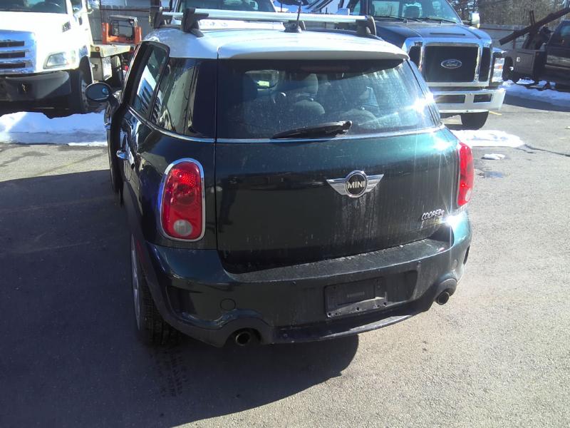 2011 Chrysler Town & Country GREEN Photo 4