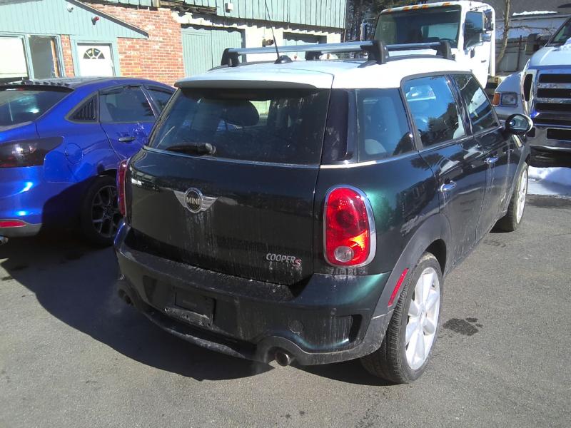 2011 Chrysler Town & Country GREEN Photo 5