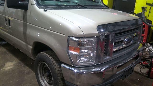2011 Ford F-150 GOLD Photo 13