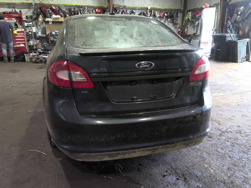 2011 Ford Fiesta GRAY Photo 8