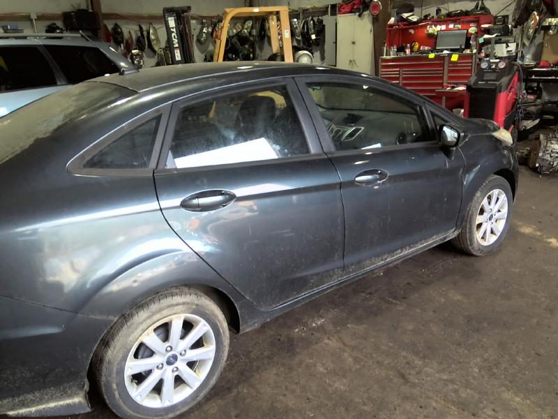 2011 Ford Fiesta GRAY Photo 14