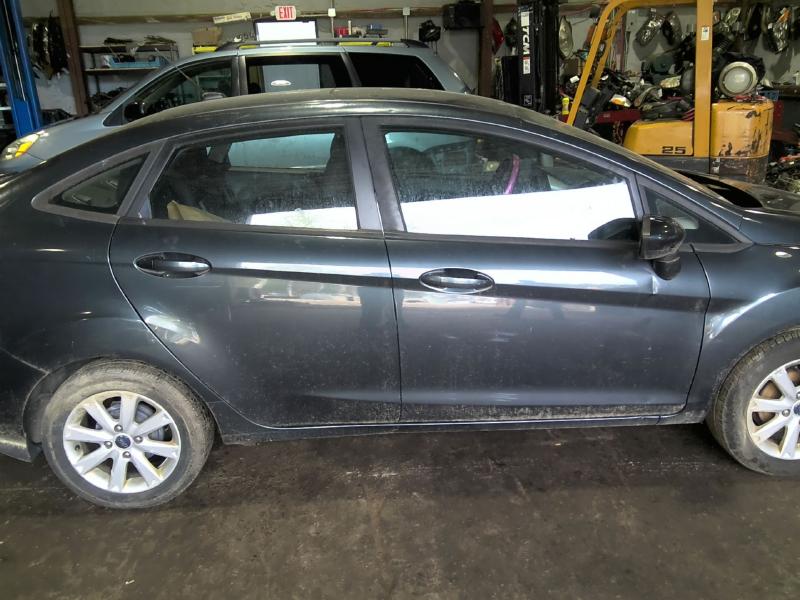 2011 Ford Fiesta GRAY Photo 15