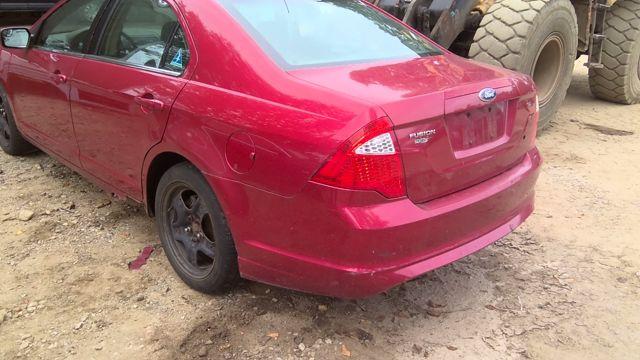 2011 Ford Fusion RED Photo 8