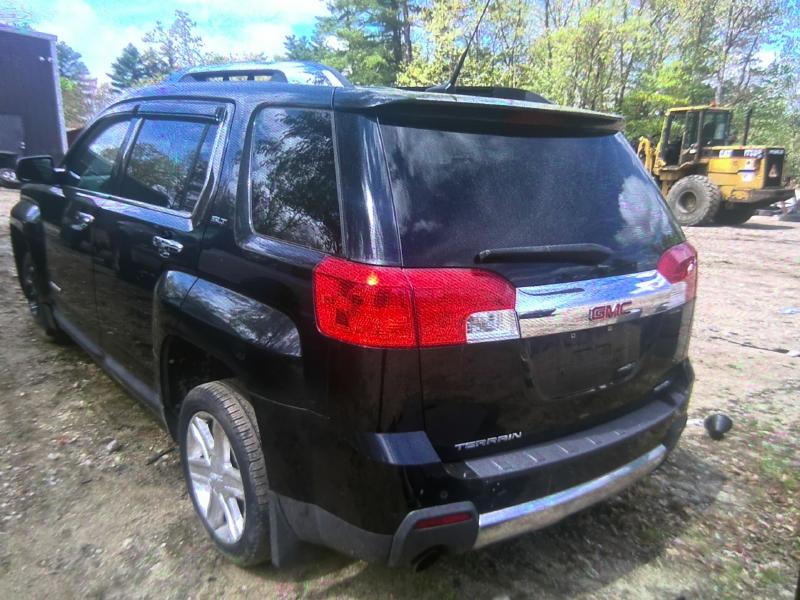 2011 GMC Terrain CARBON FLASH METALLIC Photo 4