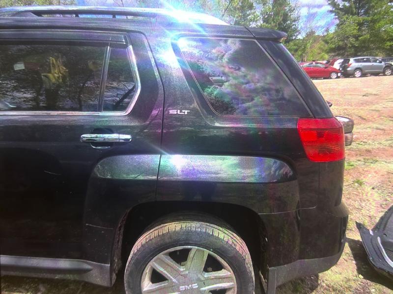 2011 GMC Terrain CARBON FLASH METALLIC Photo 14