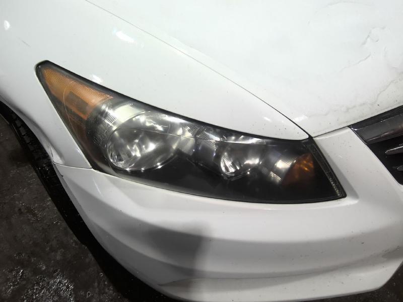 2011 Honda Accord WHITE Photo 6