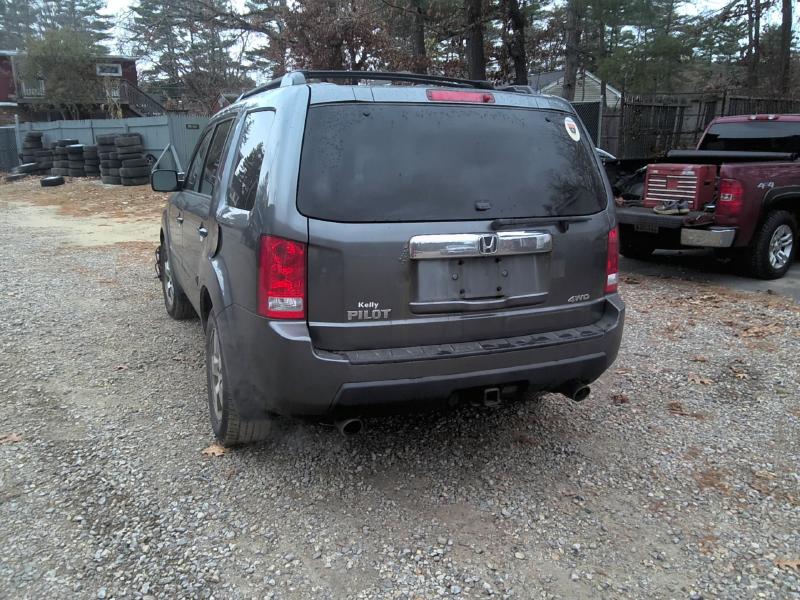 2011 Honda Pilot GRAY Photo 6