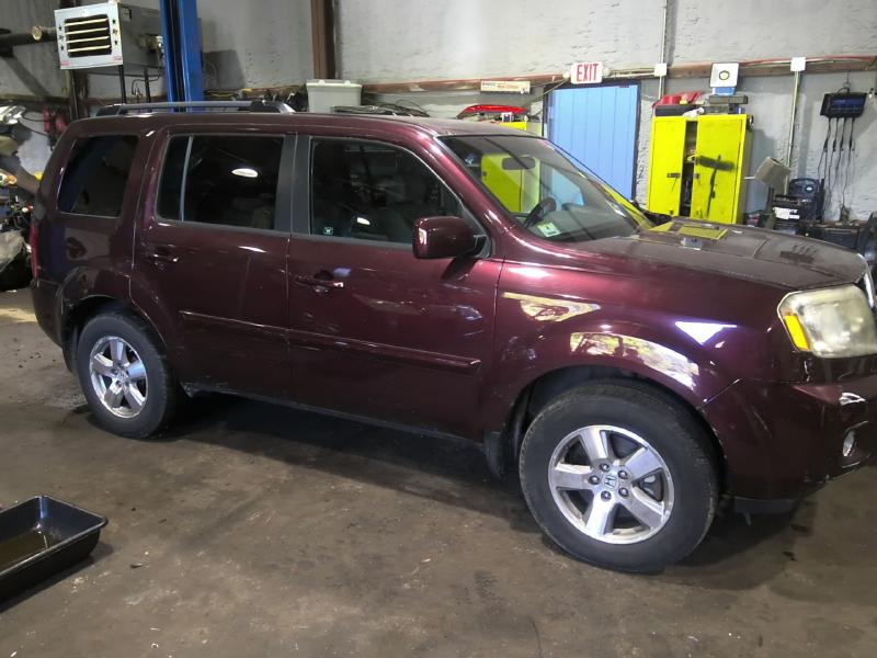 2011 Honda Pilot MAROON Photo 2