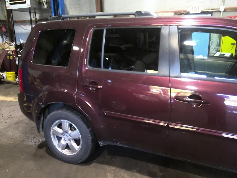 2011 Honda Pilot MAROON Photo 3