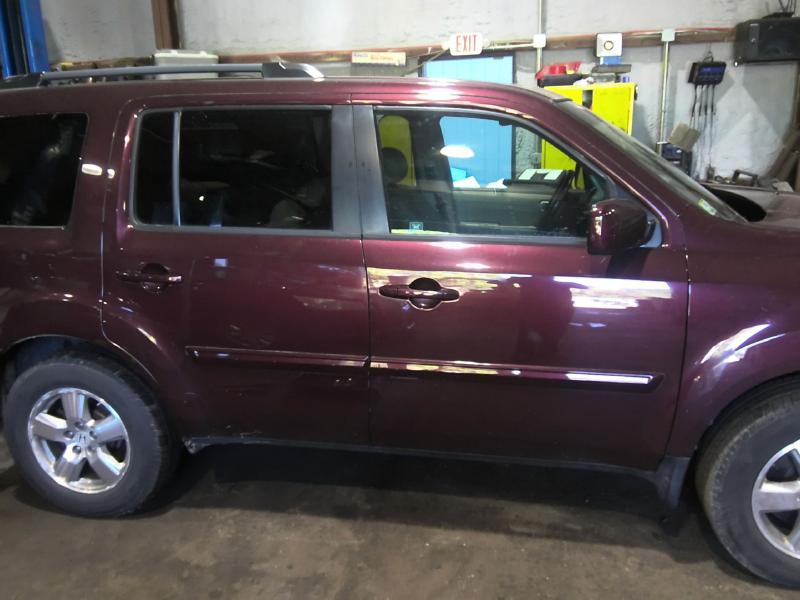 2011 Honda Pilot MAROON Photo 4