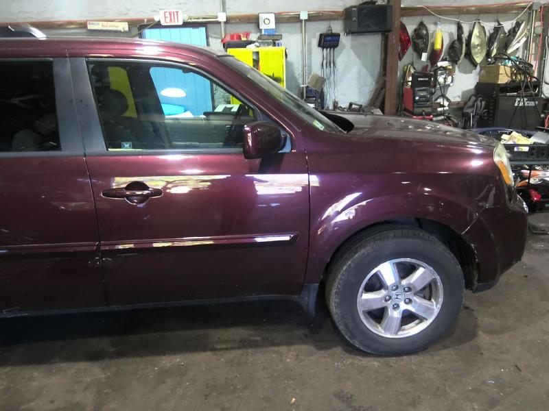 2011 Honda Pilot MAROON Photo 5