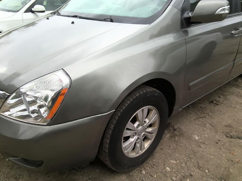 2011 Kia Sedona GRAY Photo 2