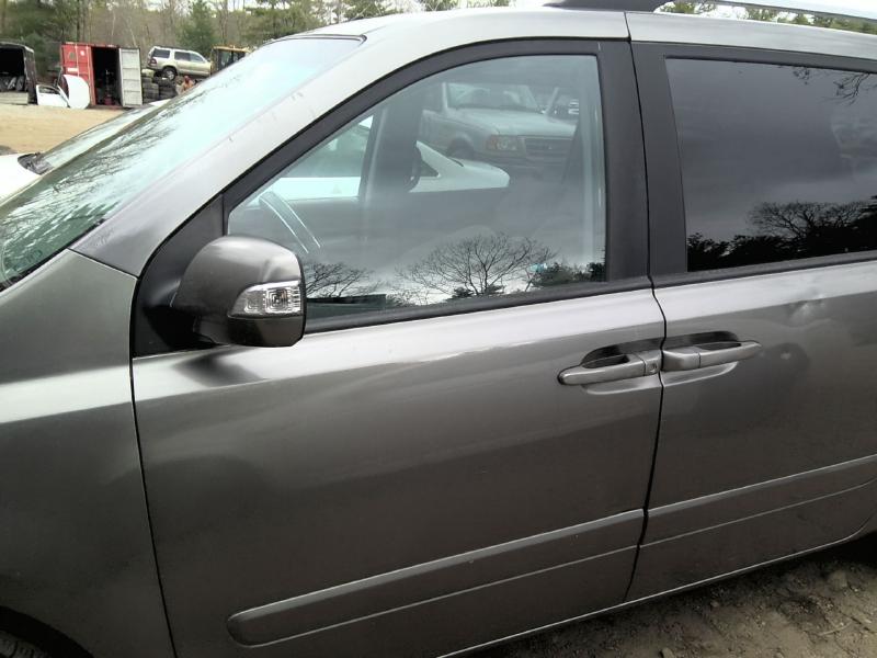 2011 Kia Sedona GRAY Photo 4