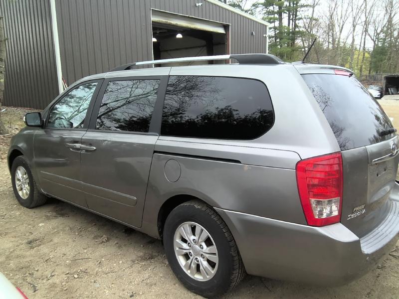 2011 Kia Sedona GRAY Photo 8