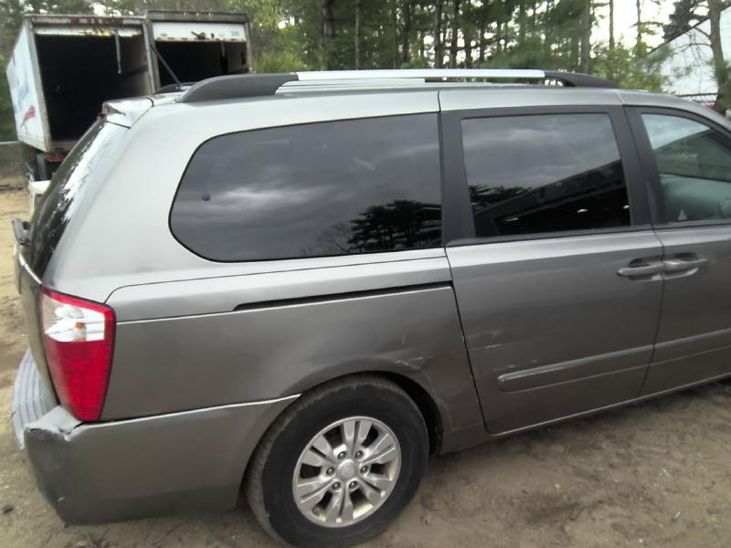2011 Kia Sedona GRAY Photo 15