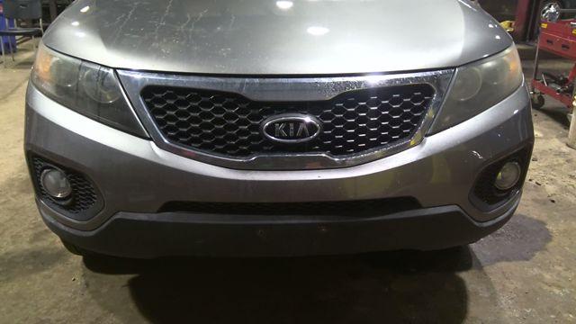 2011 Kia Sorento GRAY Photo 4