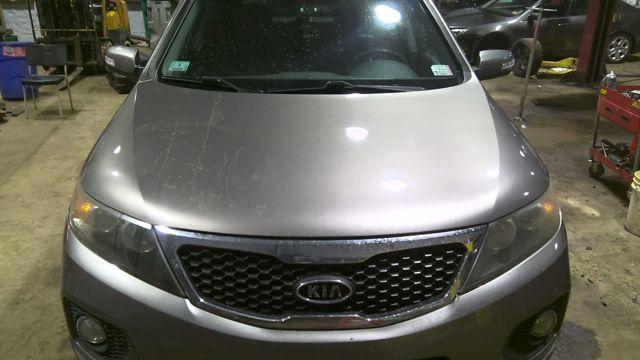 2011 Kia Sorento GRAY Photo 5