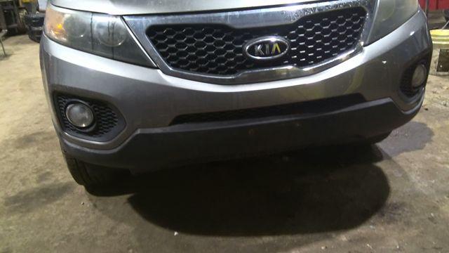 2011 Kia Sorento GRAY Photo 6