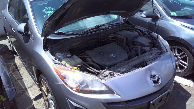 2011 Mazda 3  Photo 3