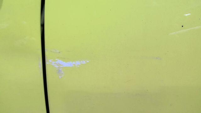 2011 Mini Cooper YELLOW Photo 9