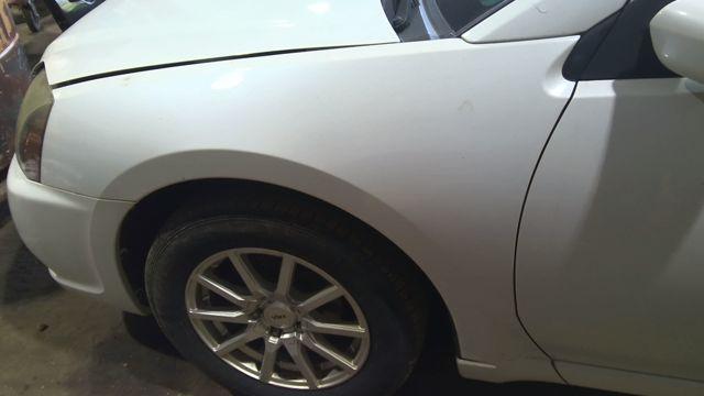 2011 Mitsubishi Galant WHITE Photo 4