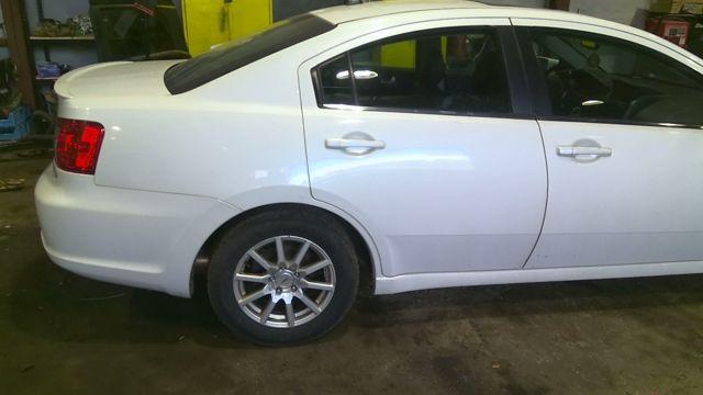 2011 Mitsubishi Galant WHITE Photo 14