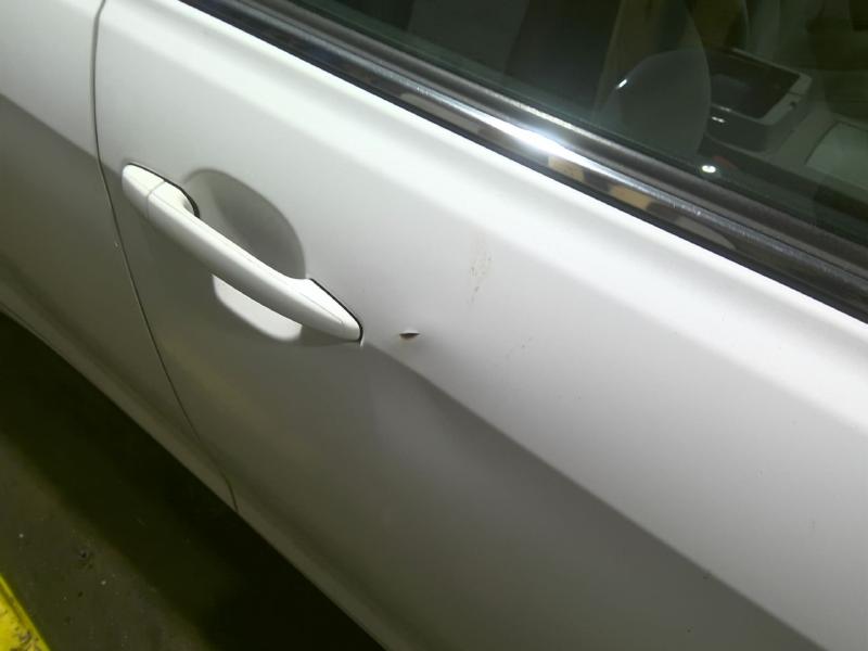 2011 Toyota Camry WHITE Photo 12